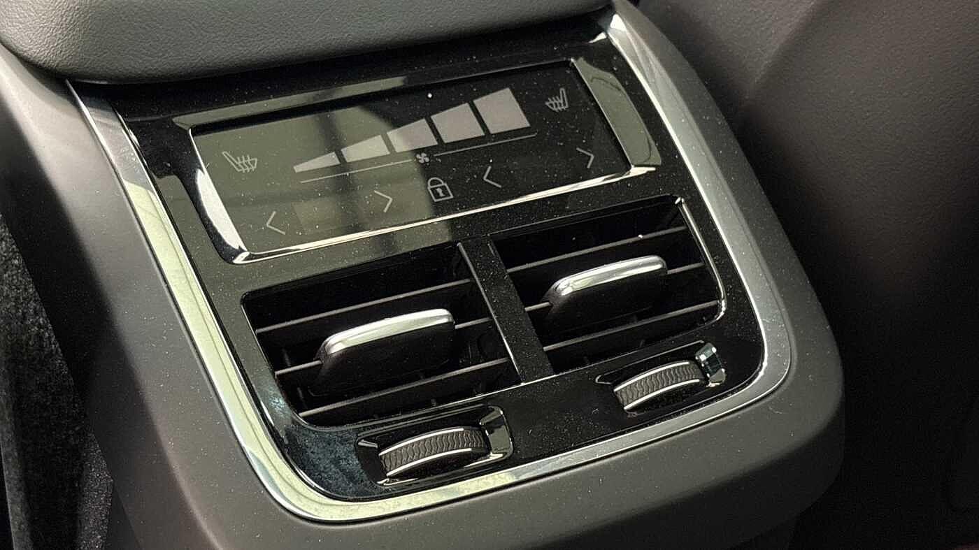 Used Volvo XC60 2025 for sale - 76512855: Photo 17