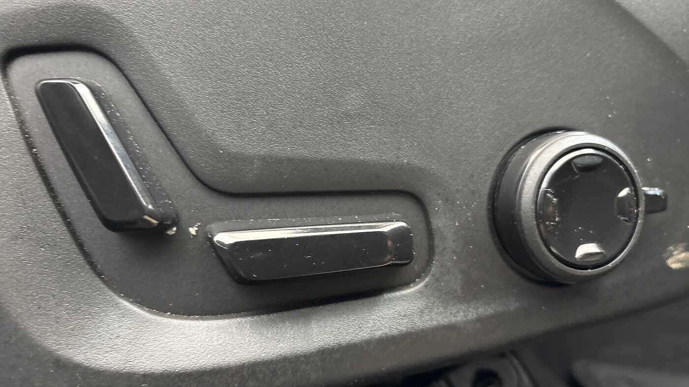 Used Volvo XC60 2025 for sale - 76512855: Photo 28