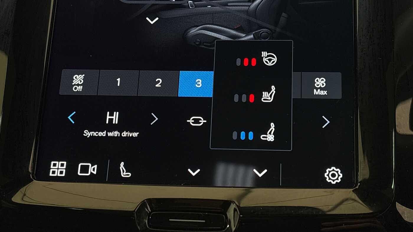 Used Volvo XC60 2025 for sale - 76512855: Photo 40