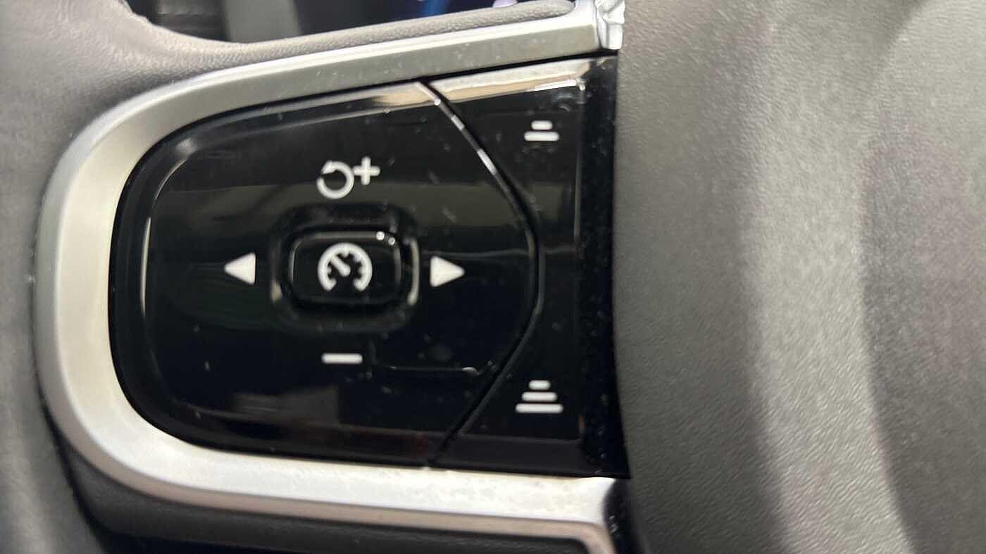 Used Volvo XC60 2025 for sale - 76780594: Photo 31