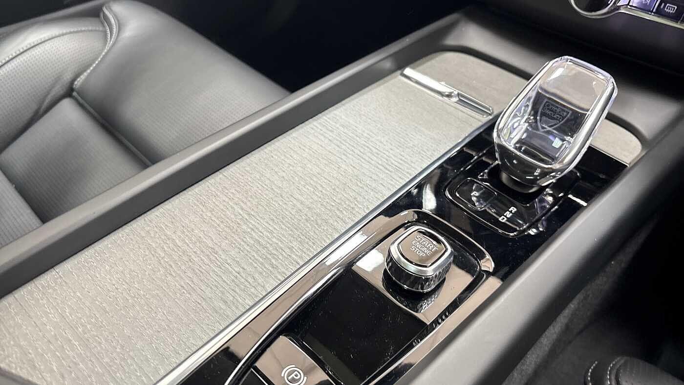 Used Volvo XC60 2025 for sale - 76780594: Photo 32