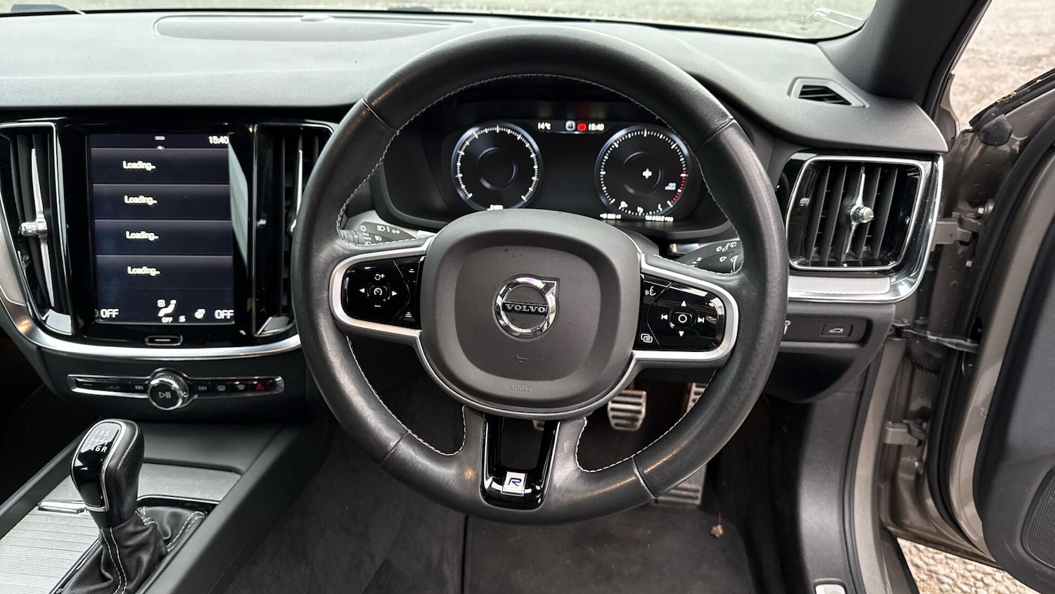 Used Volvo V60 2019 for sale - 76456952: Photo 10