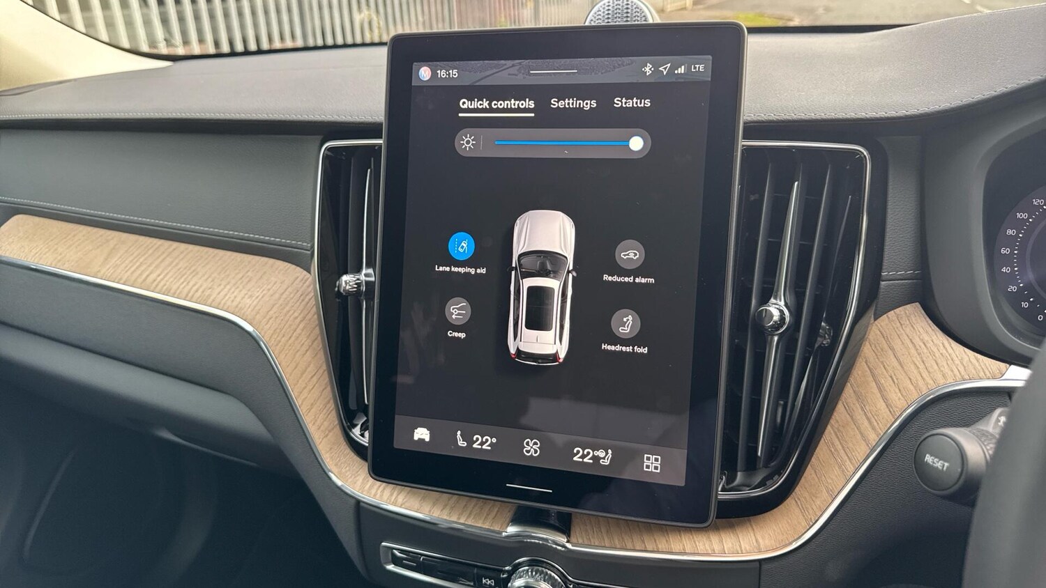 Used Volvo XC60 2025 for sale - 76247001: Photo 15