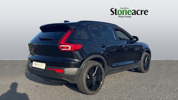 Used Volvo XC40 2024 for sale - 76247491: Photo 2