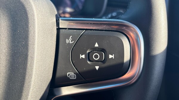 Used Volvo XC40 2024 for sale - 76247491: Photo 33