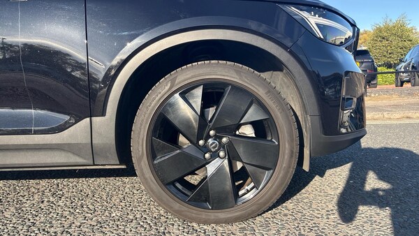Used Volvo XC40 2024 for sale - 76247491: Photo 9
