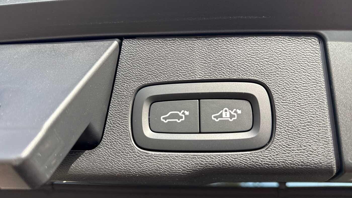 Used Volvo XC60 for sale - 78170556: Photo 31