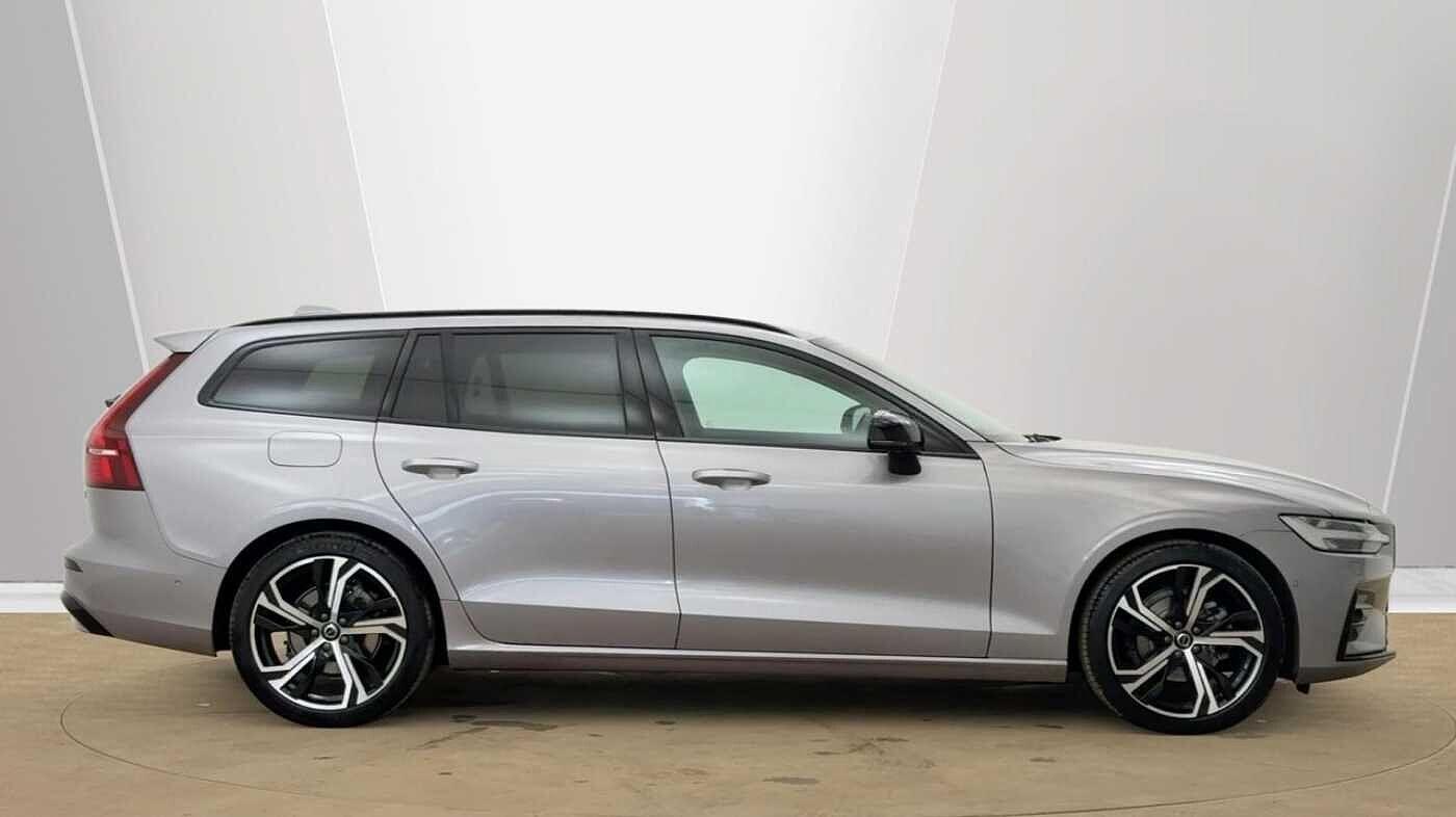 Used Volvo V60 2025 for sale - 78007313: Photo 2