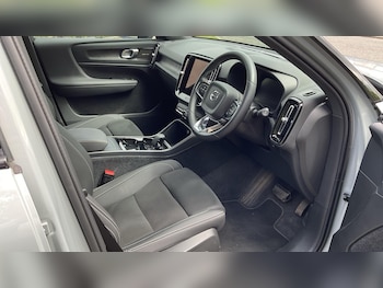 Used Volvo XC40 2024 for sale - 78946918: Photo