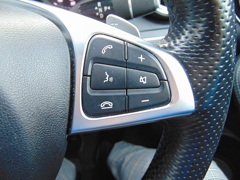 Used Mercedes-Benz GLC 2016 for sale - 77521638: Photo 30