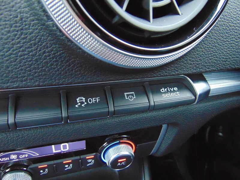 Used Audi A3 2018 for sale - 77042384: Photo 41