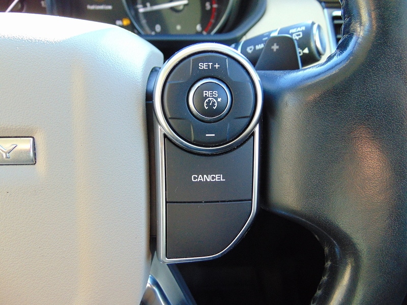 Used Land Rover Discovery 2017 for sale - 77288610: Photo 31