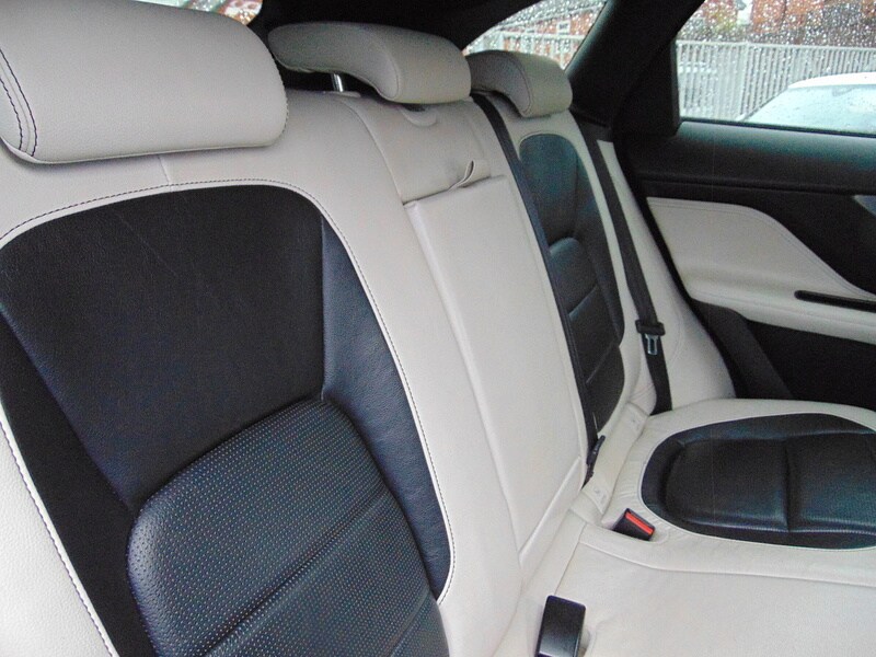 Used Jaguar F-Pace 2018 for sale - 77042406: Photo 17