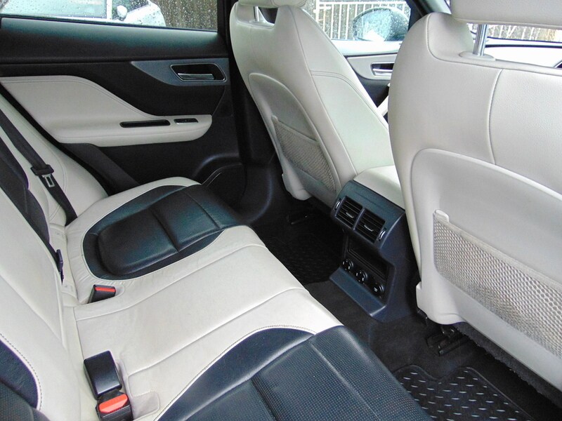 Used Jaguar F-Pace 2018 for sale - 77042406: Photo 18