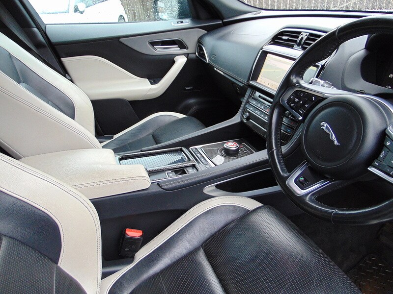 Used Jaguar F-Pace 2018 for sale - 77042406: Photo 21
