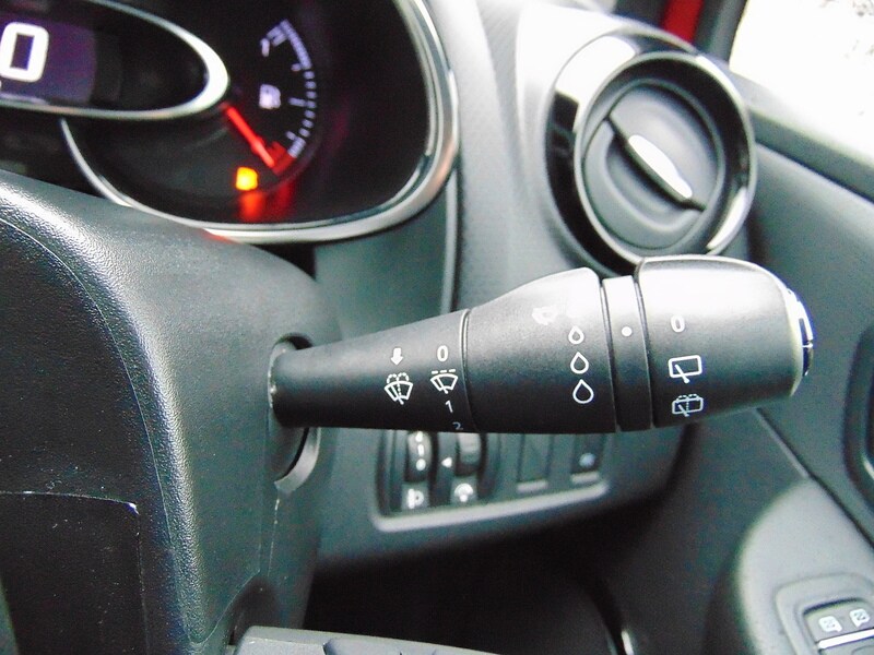 Used Renault Clio 2019 for sale - 77530302: Photo 32