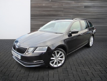 Used Skoda Octavia 2017 for sale - 77042413: Photo