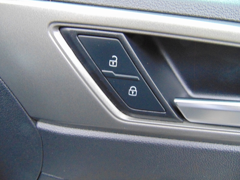 Used Volkswagen Polo 2018 for sale - 77065434: Photo 23