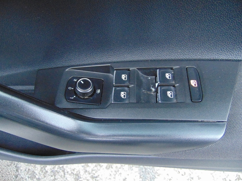 Used Volkswagen Polo 2018 for sale - 77065434: Photo 24