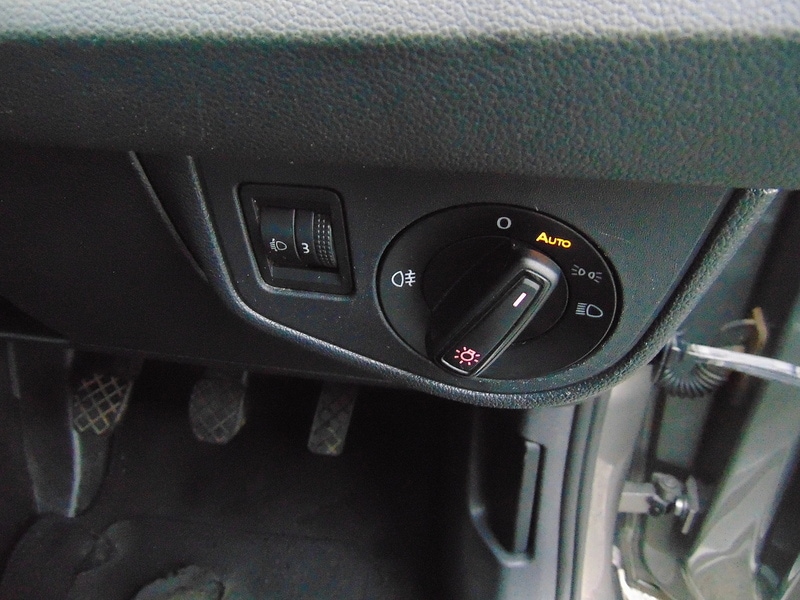 Used Volkswagen Polo 2018 for sale - 77065434: Photo 25