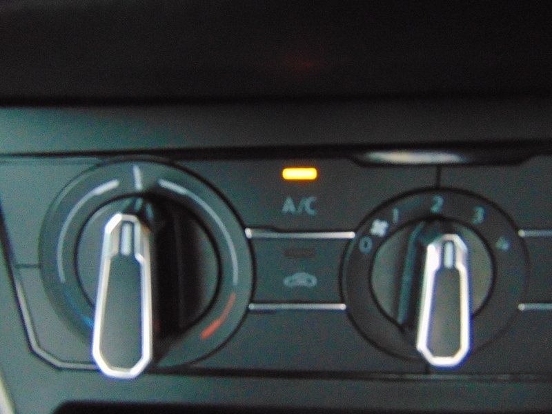 Used Volkswagen Polo 2018 for sale - 77065434: Photo 35