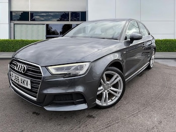 Used Audi A3 2018 for sale - 77042369: Photo