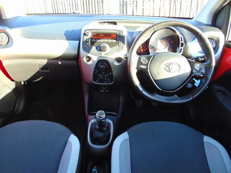 Used Toyota AYGO 2017 for sale - 77042392: Photo 10