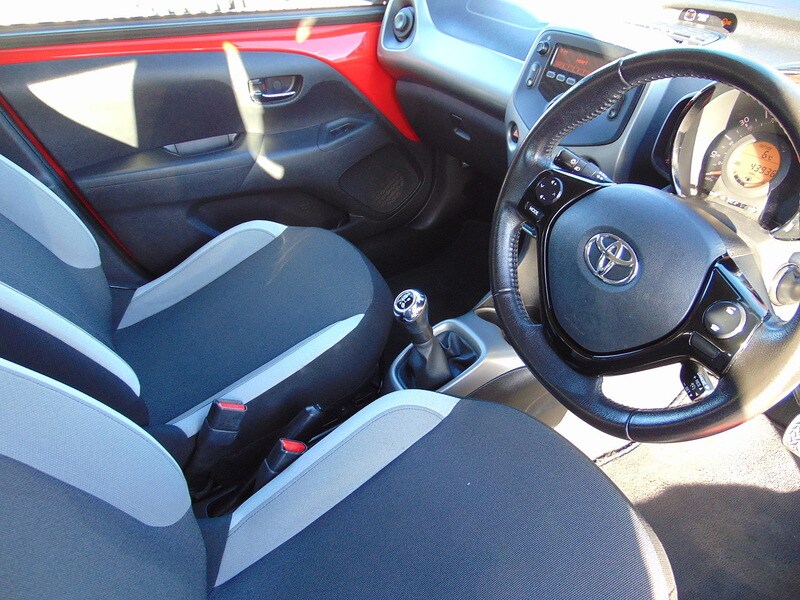 Used Toyota AYGO 2017 for sale - 77042392: Photo 19