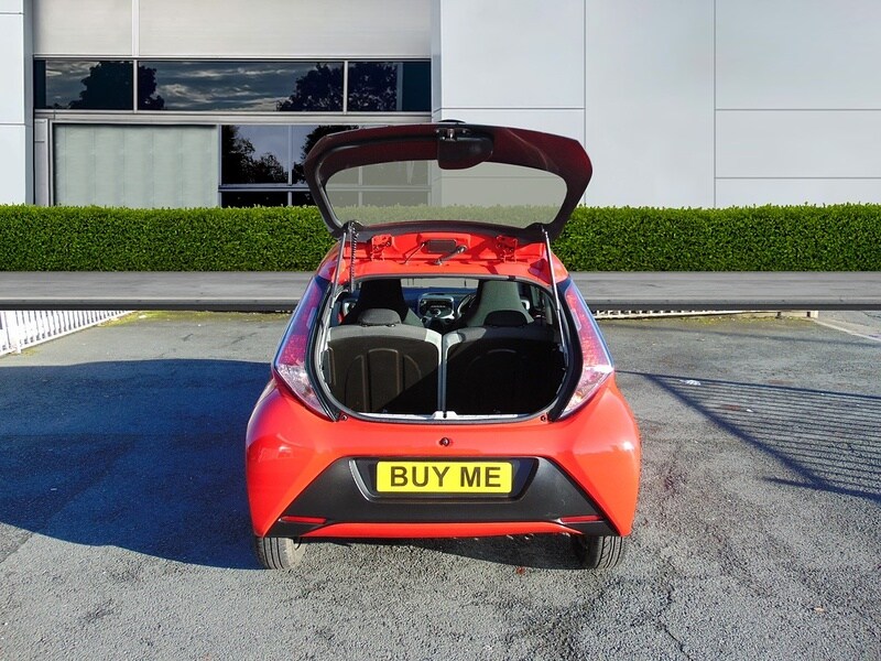 Used Toyota AYGO 2017 for sale - 77042392: Photo 8