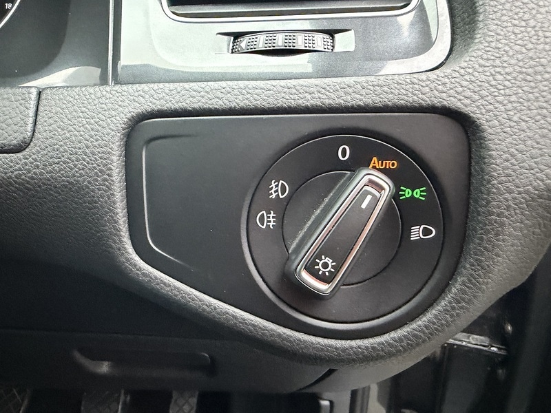 Used Volkswagen Golf 2019 for sale - 77038587: Photo 20