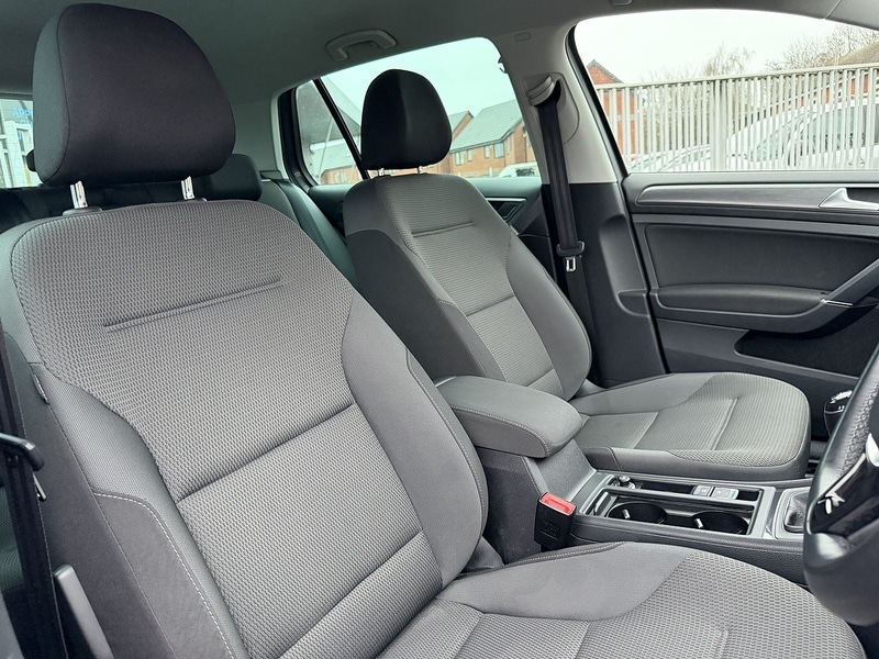 Used Volkswagen Golf 2019 for sale - 77038587: Photo 30