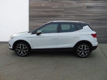 Used SEAT Arona 2019 for sale - 77789005: Photo
