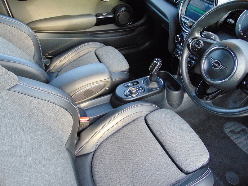 Used MINI Hatch 2020 for sale - 77042390: Photo 10