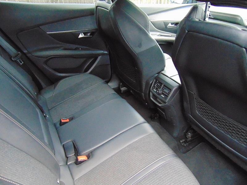 Used Peugeot 3008 2019 for sale - 77096776: Photo 19