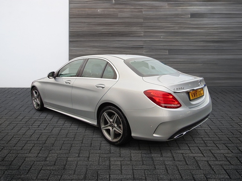 Used Mercedes-Benz C Class 2018 for sale - 77042421: Photo 5