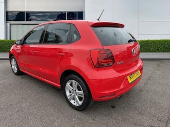 Used Volkswagen Polo 2017 for sale - 77042373: Photo