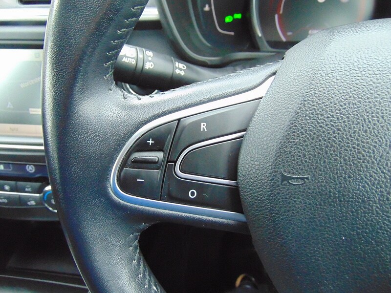 Used Renault Kadjar 2017 for sale - 77616000: Photo 29