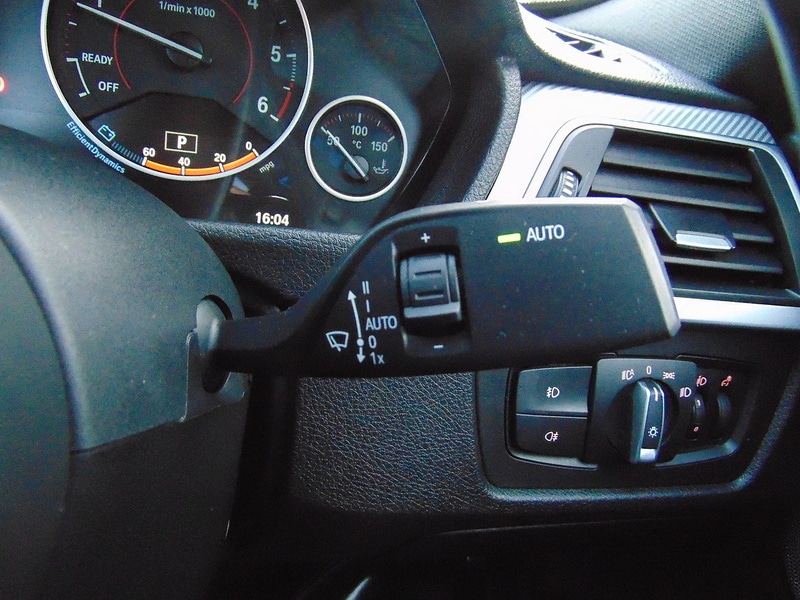 Used BMW 3 Series 2018 for sale - 77303194: Photo 32