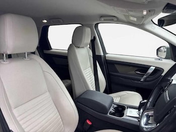 Used Land Rover Discovery Sport 2020 for sale - 76294829: Photo 4