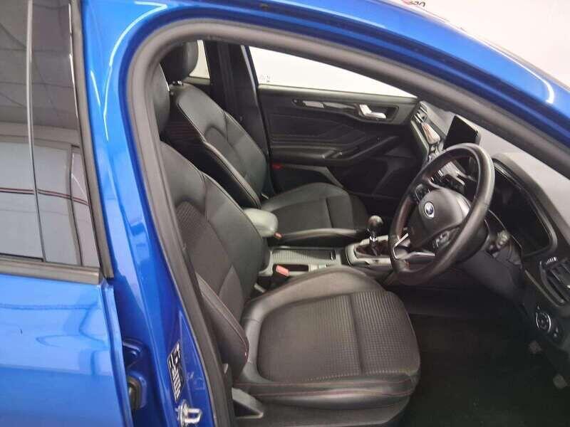 Used Ford Focus 2022 for sale - 76138157: Photo 11