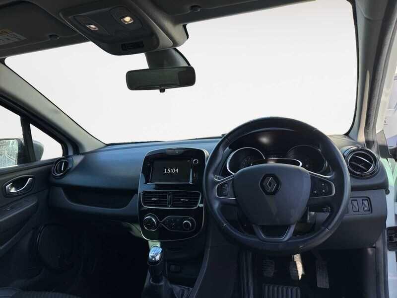 Used Renault Clio 2019 for sale - 76360429: Photo 5