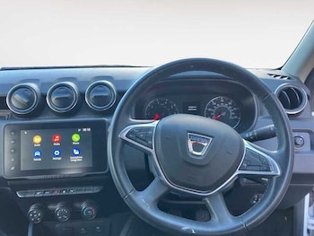 Used Dacia Duster 2022 for sale - 78454893: Photo