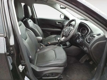 Used Jeep Compass 2021 for sale - 75401430: Photo