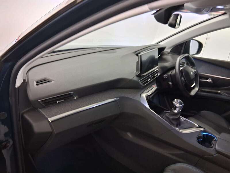 Used Peugeot 5008 2021 for sale - 77050700: Photo 15