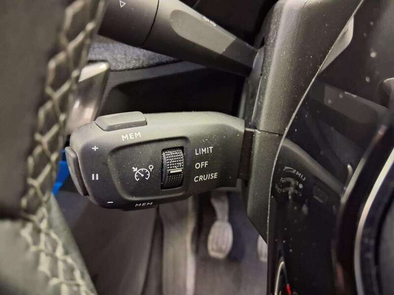 Used Peugeot 5008 2021 for sale - 77050700: Photo 24