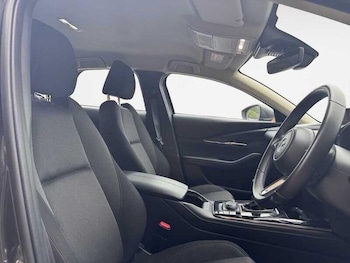 Used Mazda CX-30 2024 for sale - 76282848: Photo 4