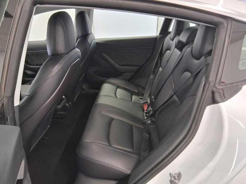Used Tesla Model 3 2020 for sale - 76136520: Photo 15