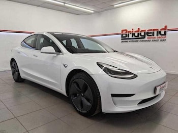 Tesla - Model 3