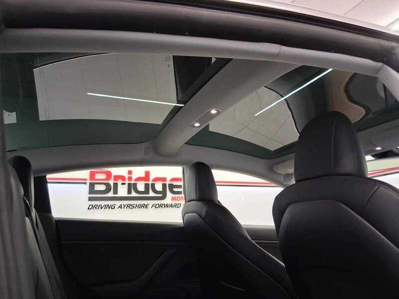 Used Tesla Model 3 2020 for sale - 76136520: Photo 9