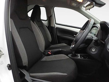 Used Toyota AYGO 2022 for sale - 77814594: Photo